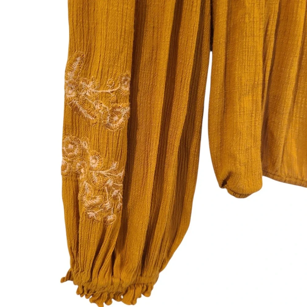 AMERICAN EAGLE Yellow Peasant Top Small Cropped Embroidered Square Neck Boho - Picture 4 of 6